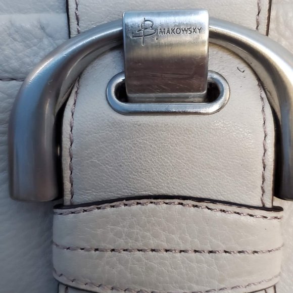 B. Makowsky Cream Leather Bag - Picture 6 of 16